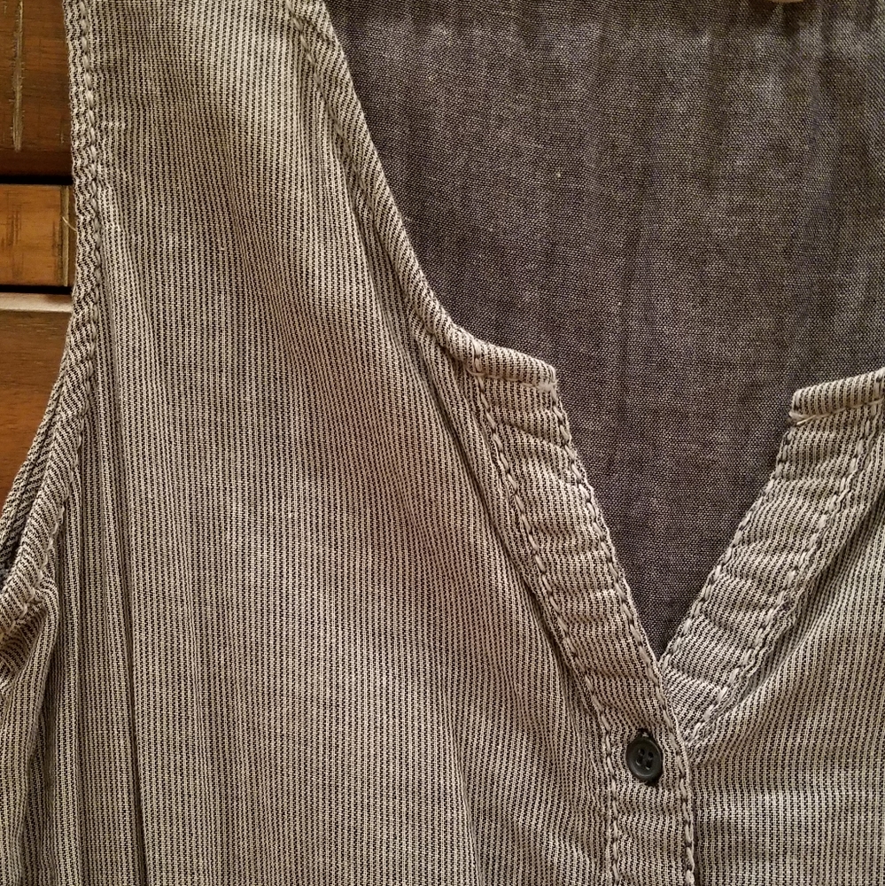 Chelsea & Violet Romper - Picture 5 of 6